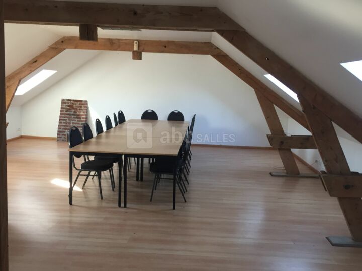 Salle de réunion 7