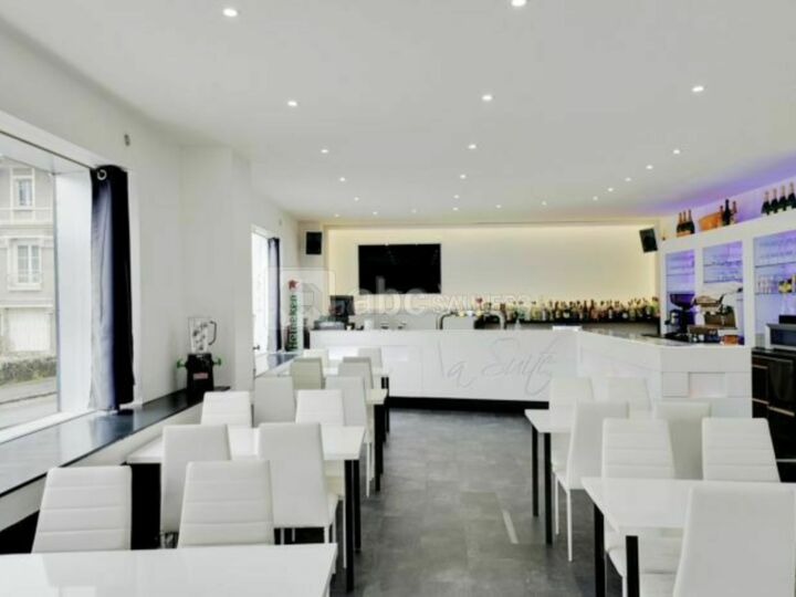 Salle Bar Lounge + Salle 2
