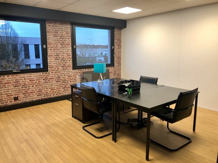 Salle Carnival Glass