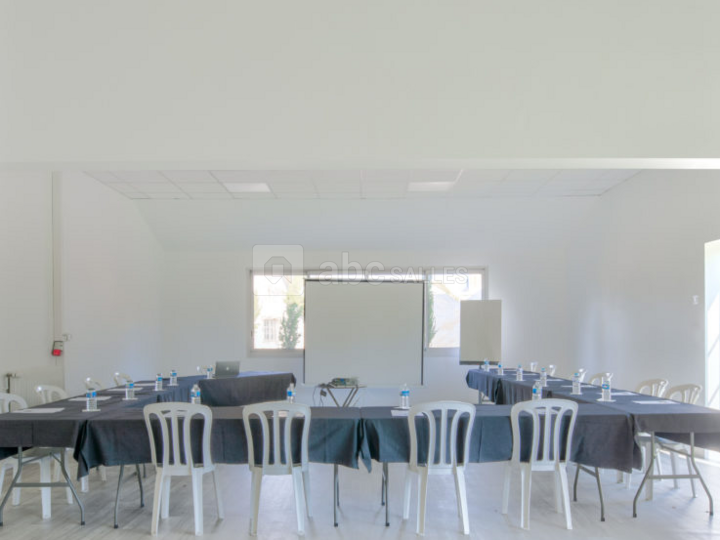 Salle cocktail