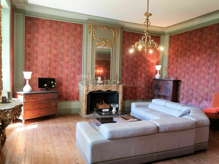 Salon