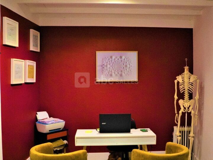 Bureau rouge