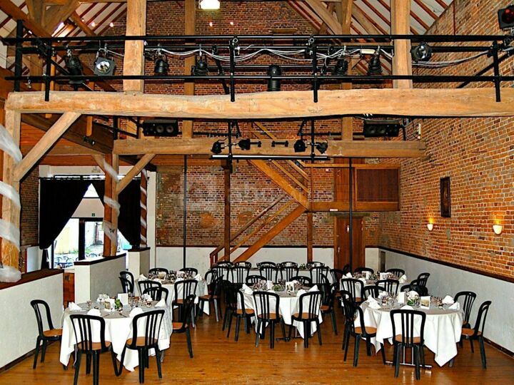 Salle polyvalente - rez-de-chaussée