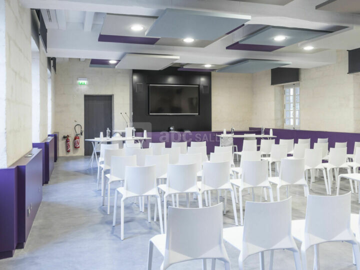 Salle Anjou 01