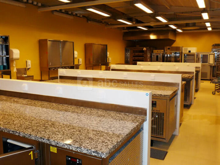 30 Salons et ateliers