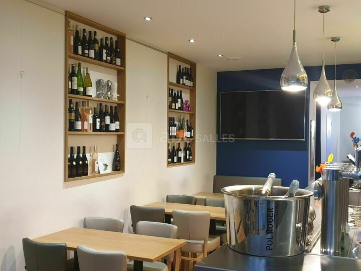 Salle Bar