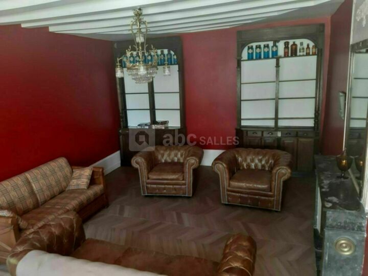 Petit salon