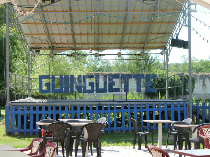 ESPACE GUINGUETTE + LE CARRE JAVA - chapiteau + ESPACE JEUX