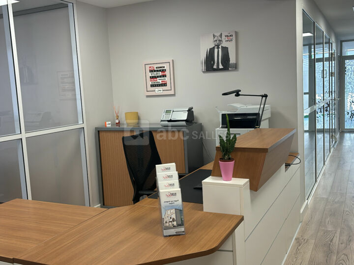 Buro Club Fréjus Puguet-sur-Argens