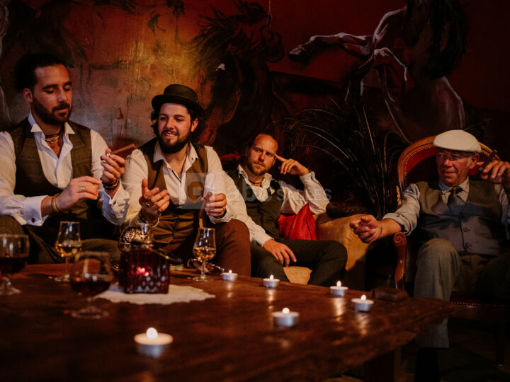 Saloon