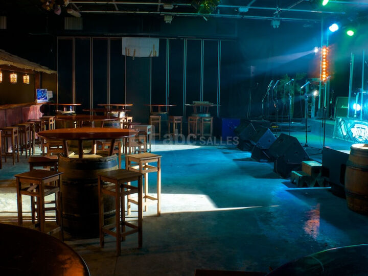 Salle de concert + salle de restaurant