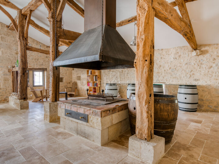 Château Rol Valentin