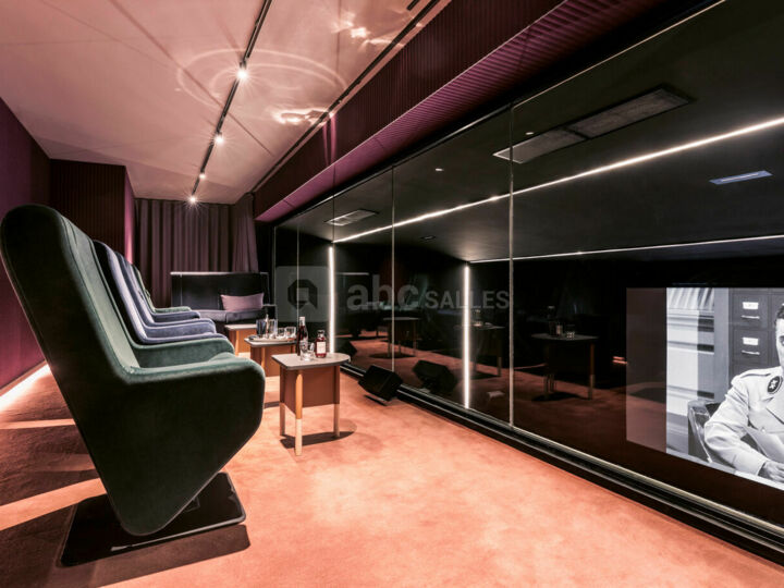 Loge