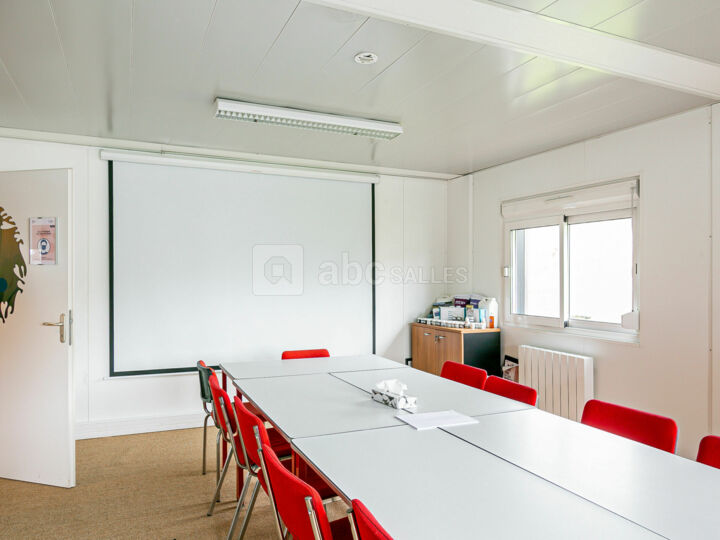 Grande salle de réunion
