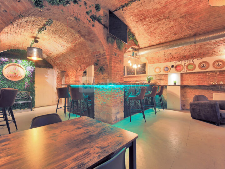 Cave Bar Atypique