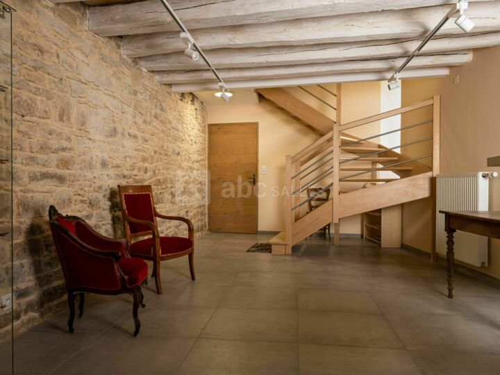 Salle rez de chausée