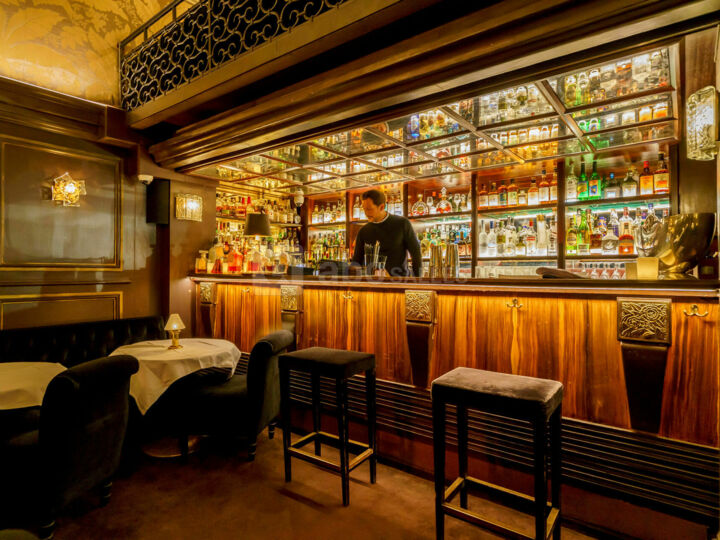 Bar and Main Area