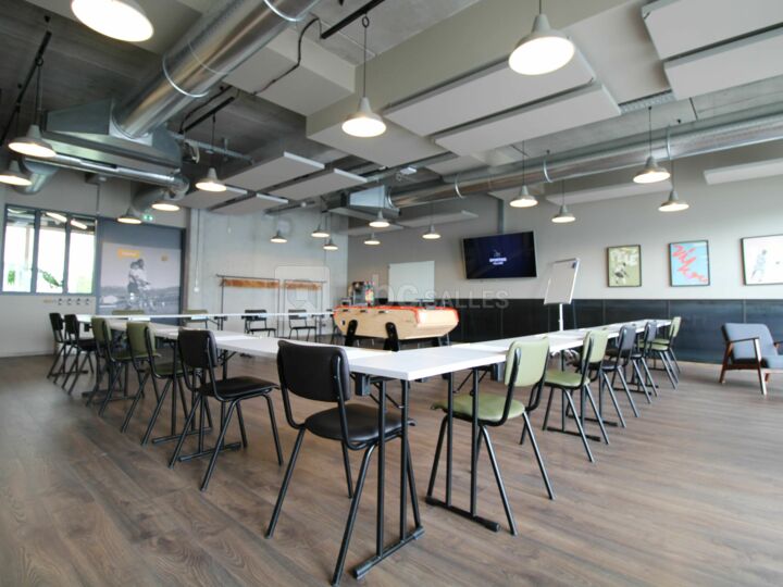 Salle Corner