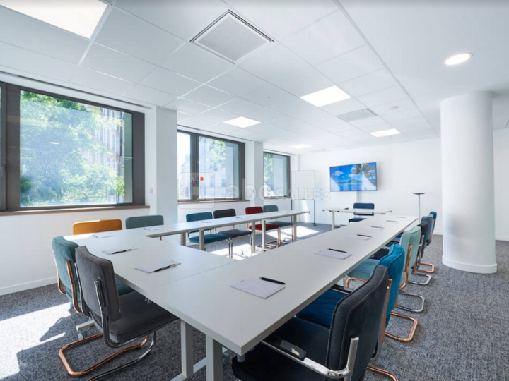 Salle 104