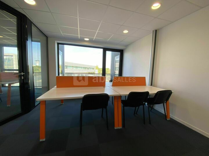 Poste de travail dans espace partagé 360 euros HT/mois