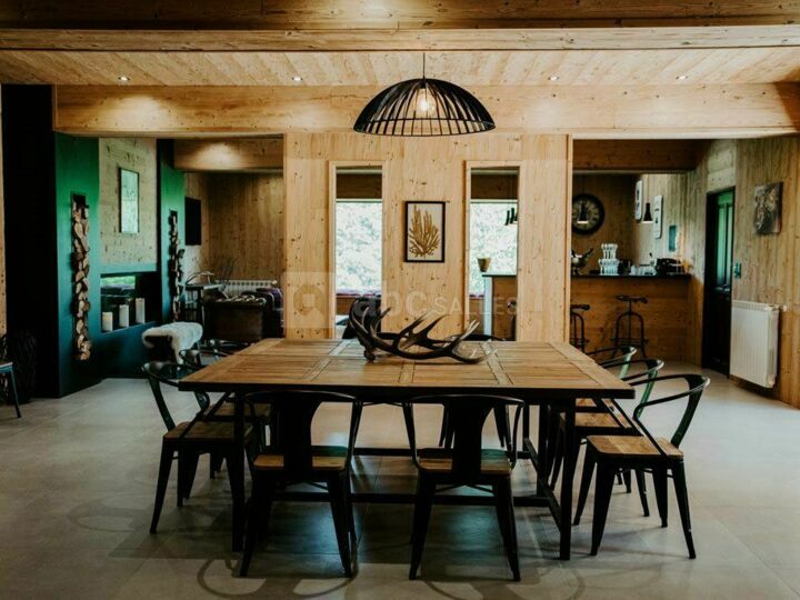 Lounge Bar