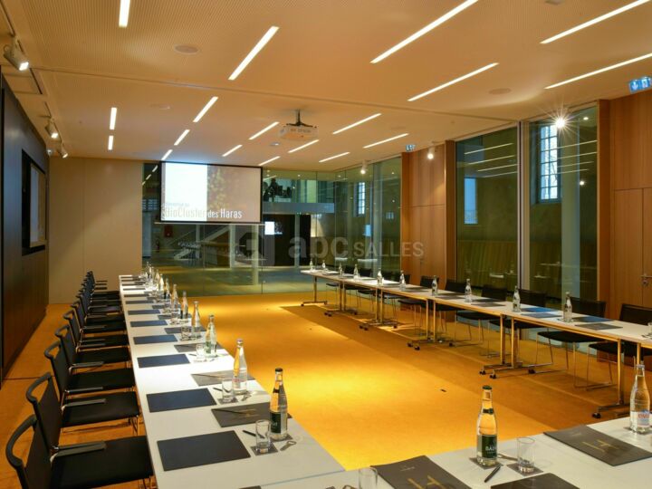 Salle Jardy & Chantilly