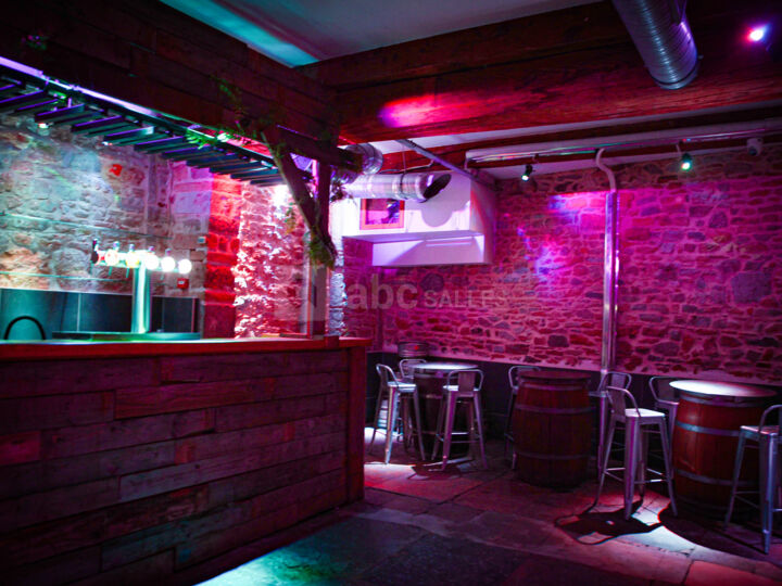 Le Bar
