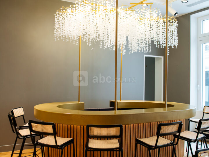 Le Bar