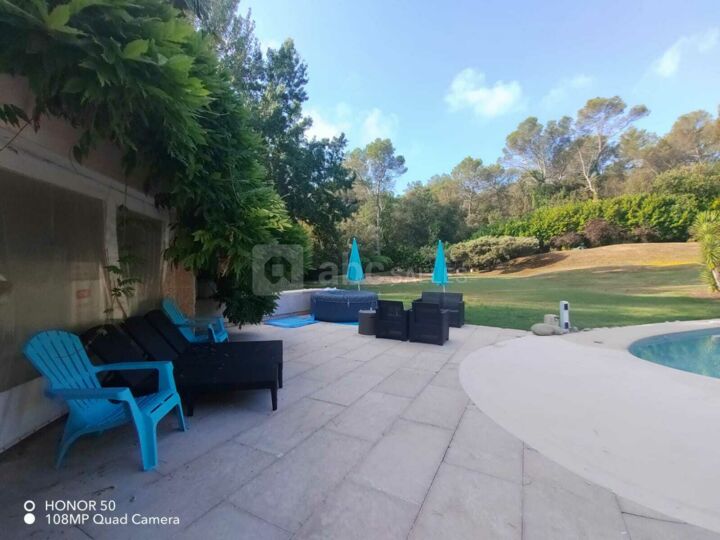 Pool House Extérieur