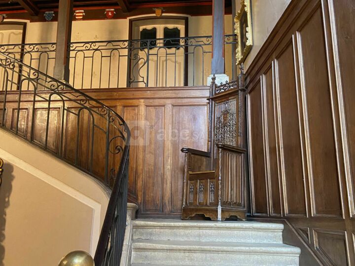 Vestibule