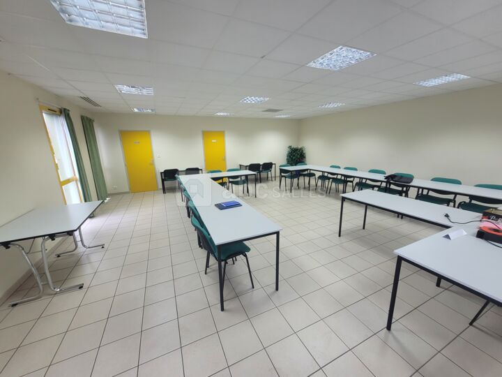 Salle de Réunion de l'Automobile Club des Deux Sèvres