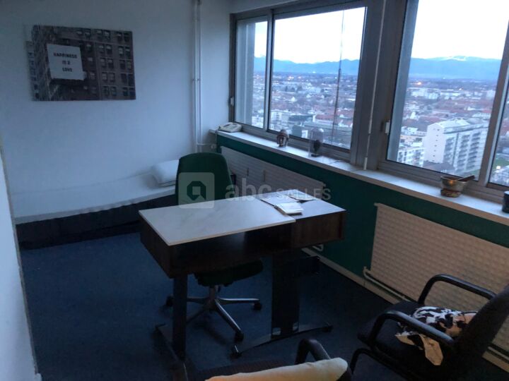 Bureau / Cabinet 4