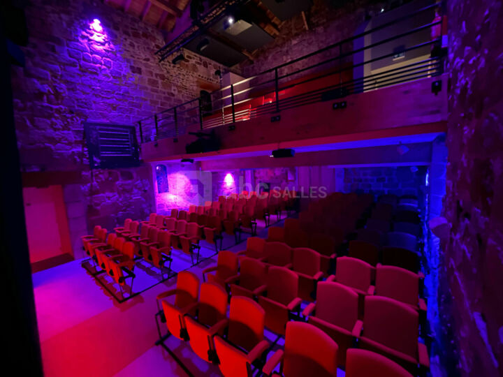 LA FOURMI ROUGE CABARET SPECTACLES