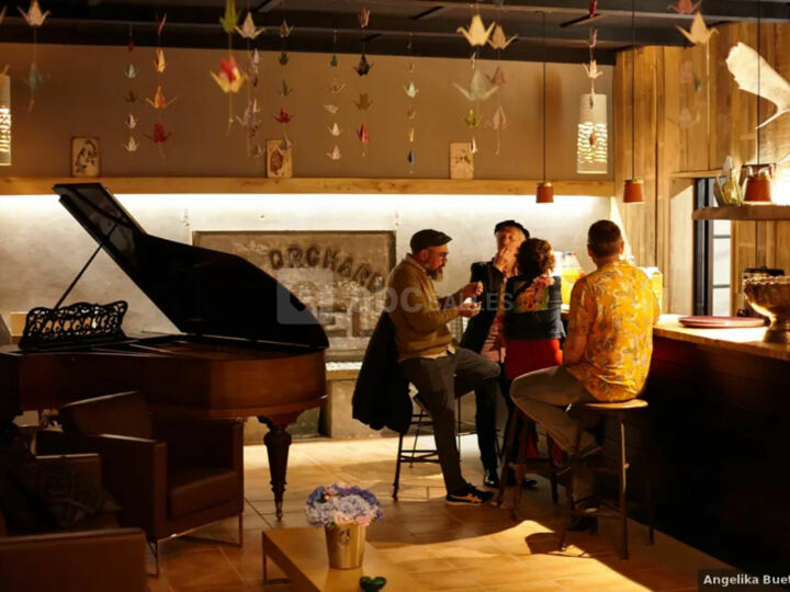 Le Orchard Bar