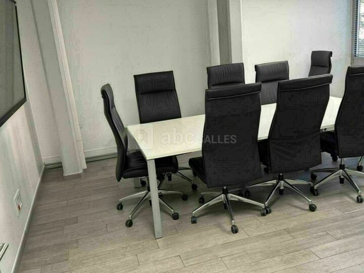 Salle RDC 8
