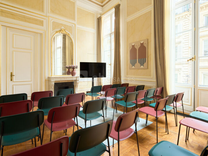 Petit Salon
