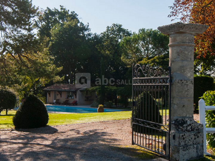 Château Hostens-Picant