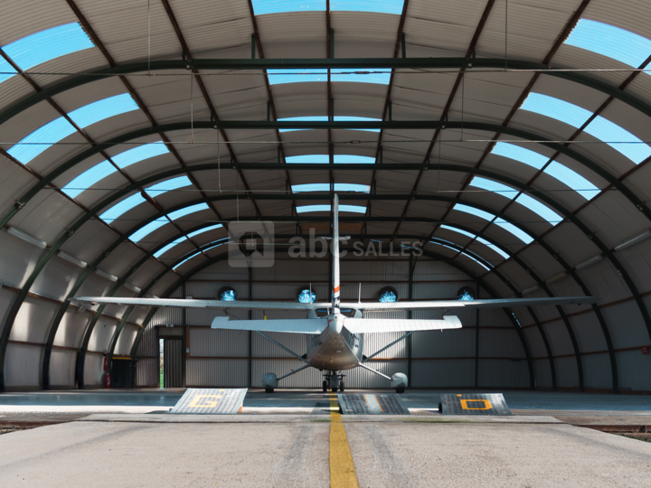 Hangar