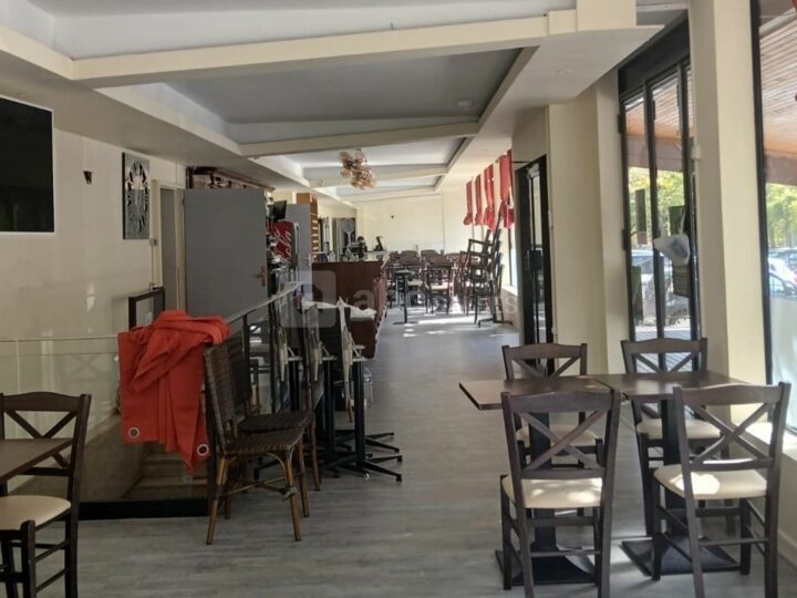 Salle du rez de chaussée