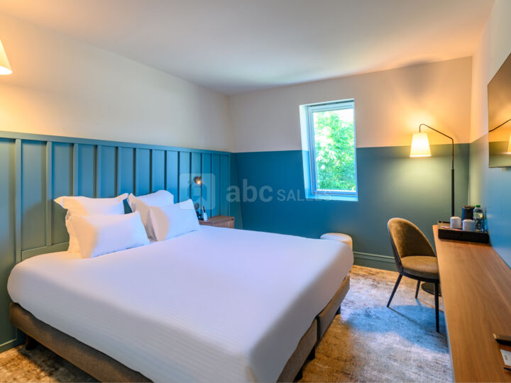 Hôtel Kyriad Compiègne