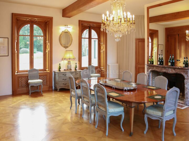 Salon Private Comtesse