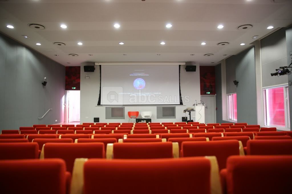 Amphithéâtre Pierre de Coubertin