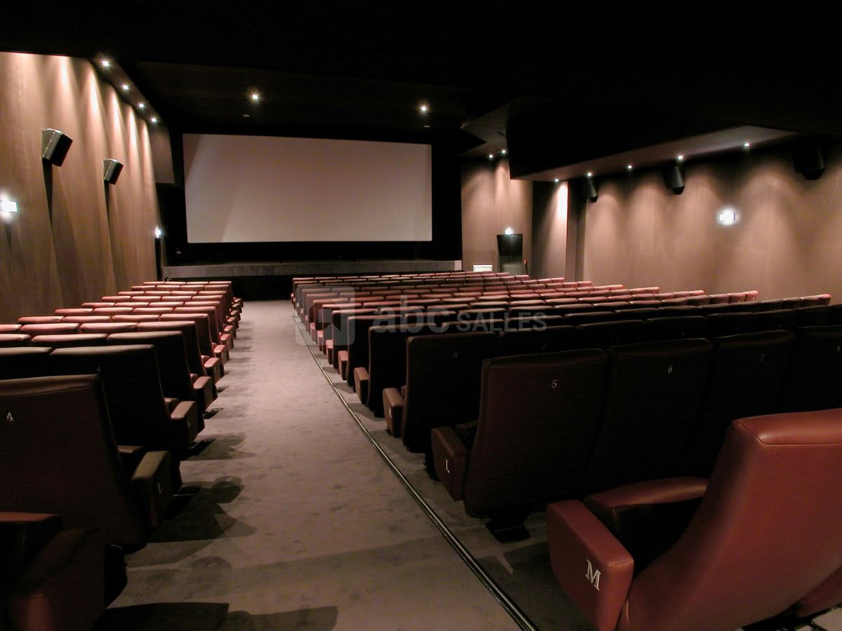 Cinéma 200 pers