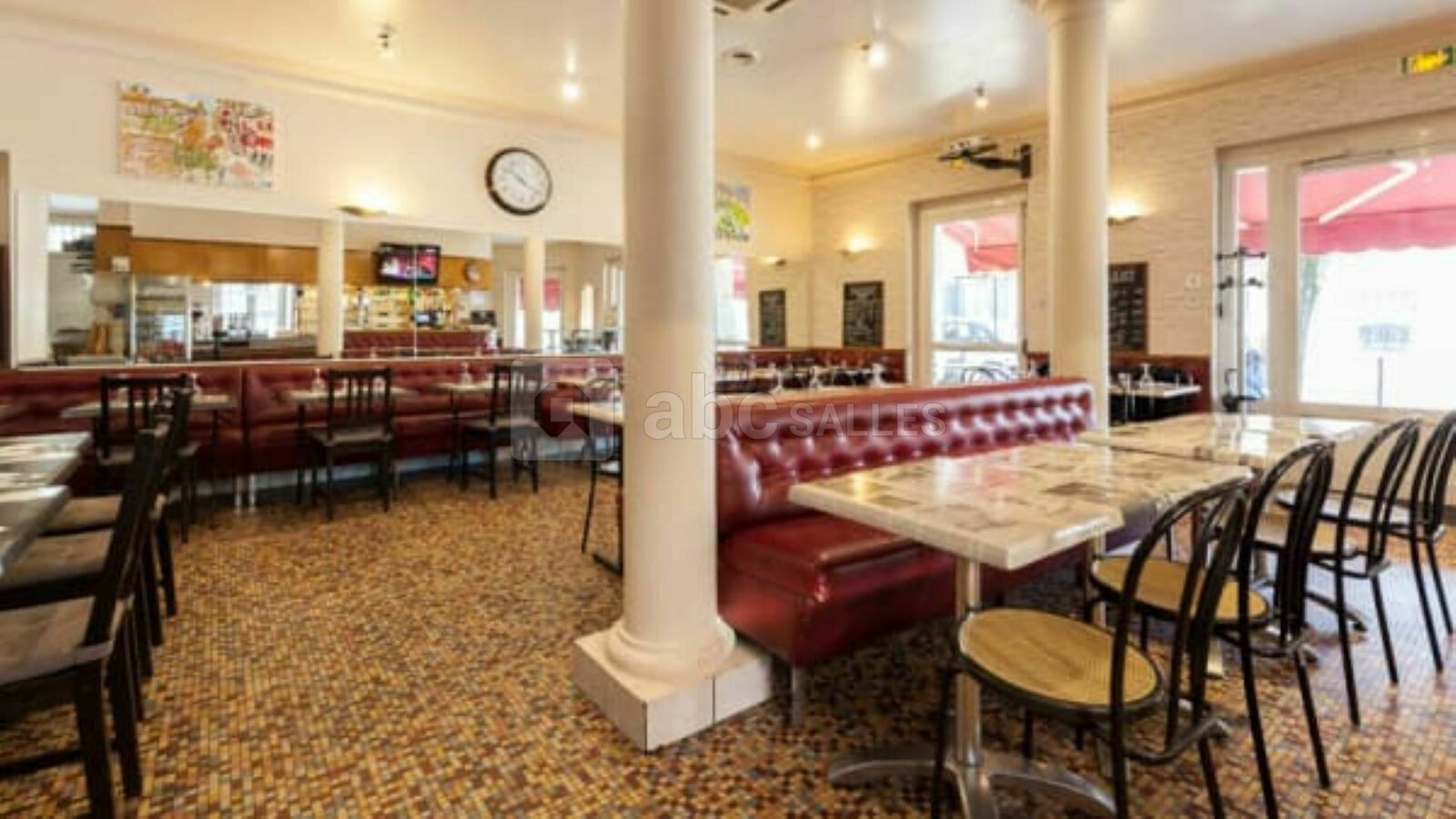 Salle du restaurant au rdc