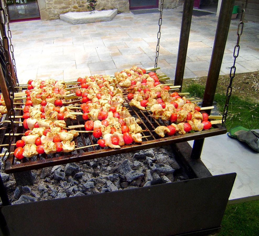 Buffet cuisson au feu de bois