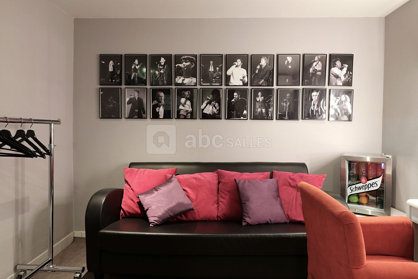 Loge