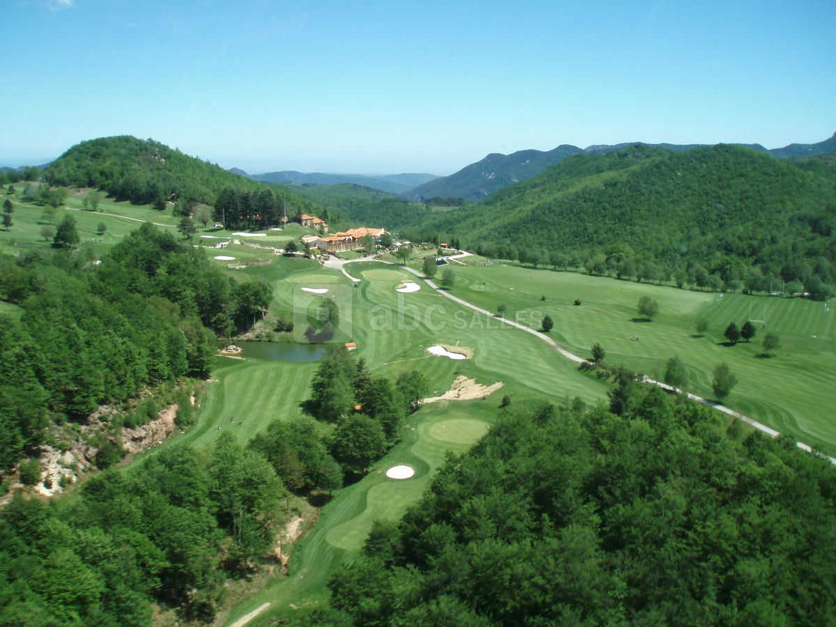 Vue aérienne du domaine de falgos