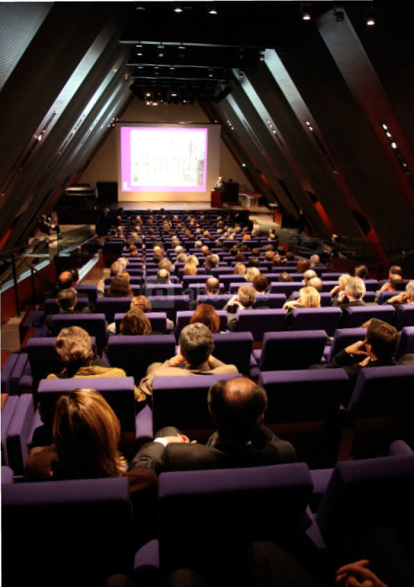Grand auditorium 230 places