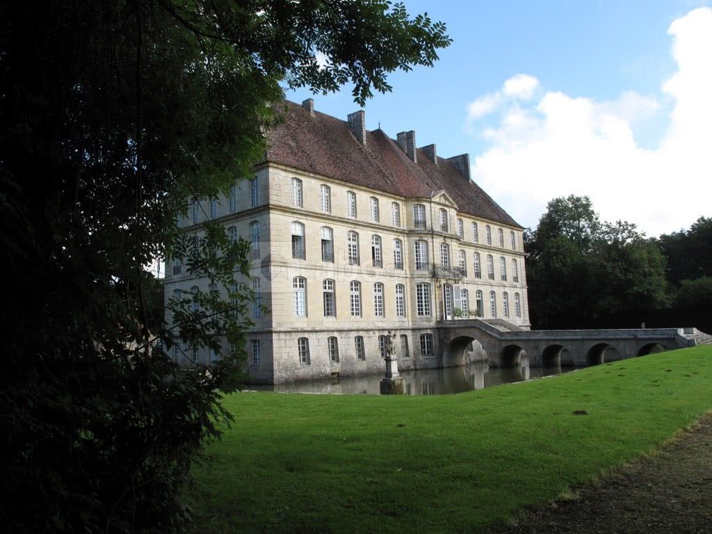 Facade sud du château