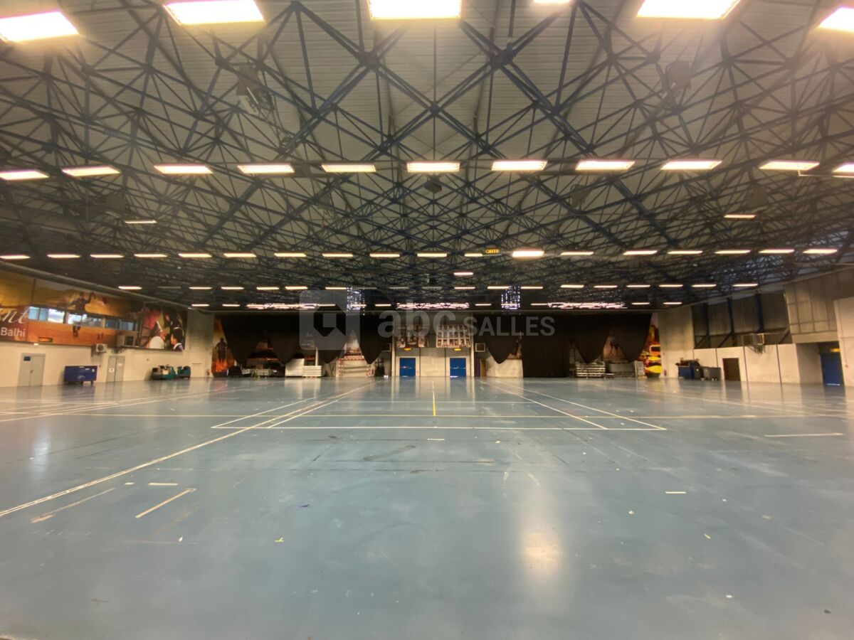 Niveau 2 vide - hall 1